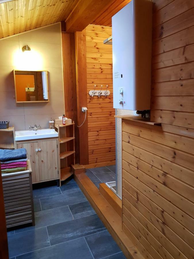 Chalet des pins d'Autriche Comblain-Fairon Exterior foto